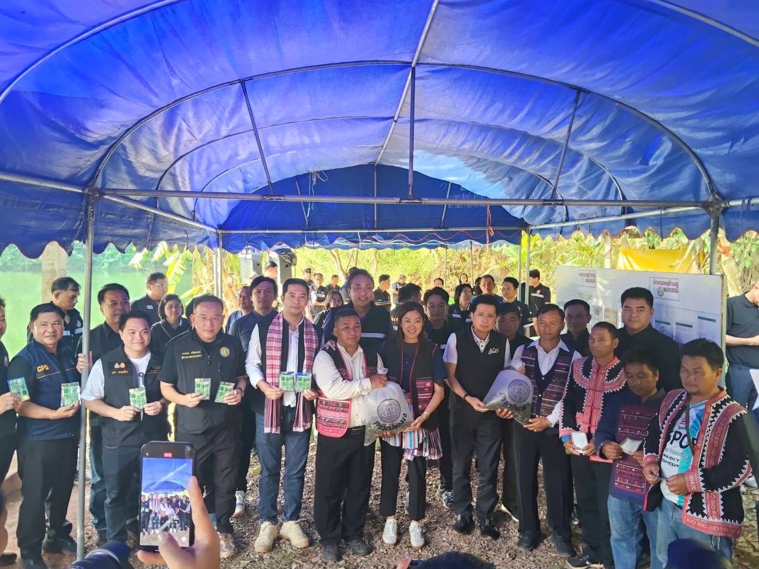 title - รองเลขาธิการ ส.ป.ก. ร่วมติดตามรัฐมนตรีช่วยว่าการกระทรวงเกษตรและสหกรณ์ (นางสาวปิยะรัฐชย์ ติยะไพรัช) ลงพื้นที่ตรวจราชการใน อำเภอเมือง จังหวัดเชียงราย